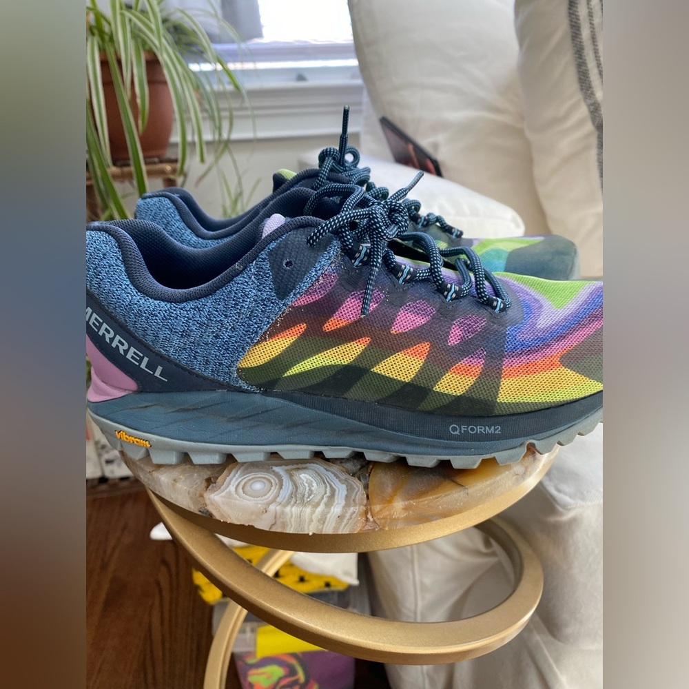 Women's Merrell Antora 2 Rainbow size 8.5